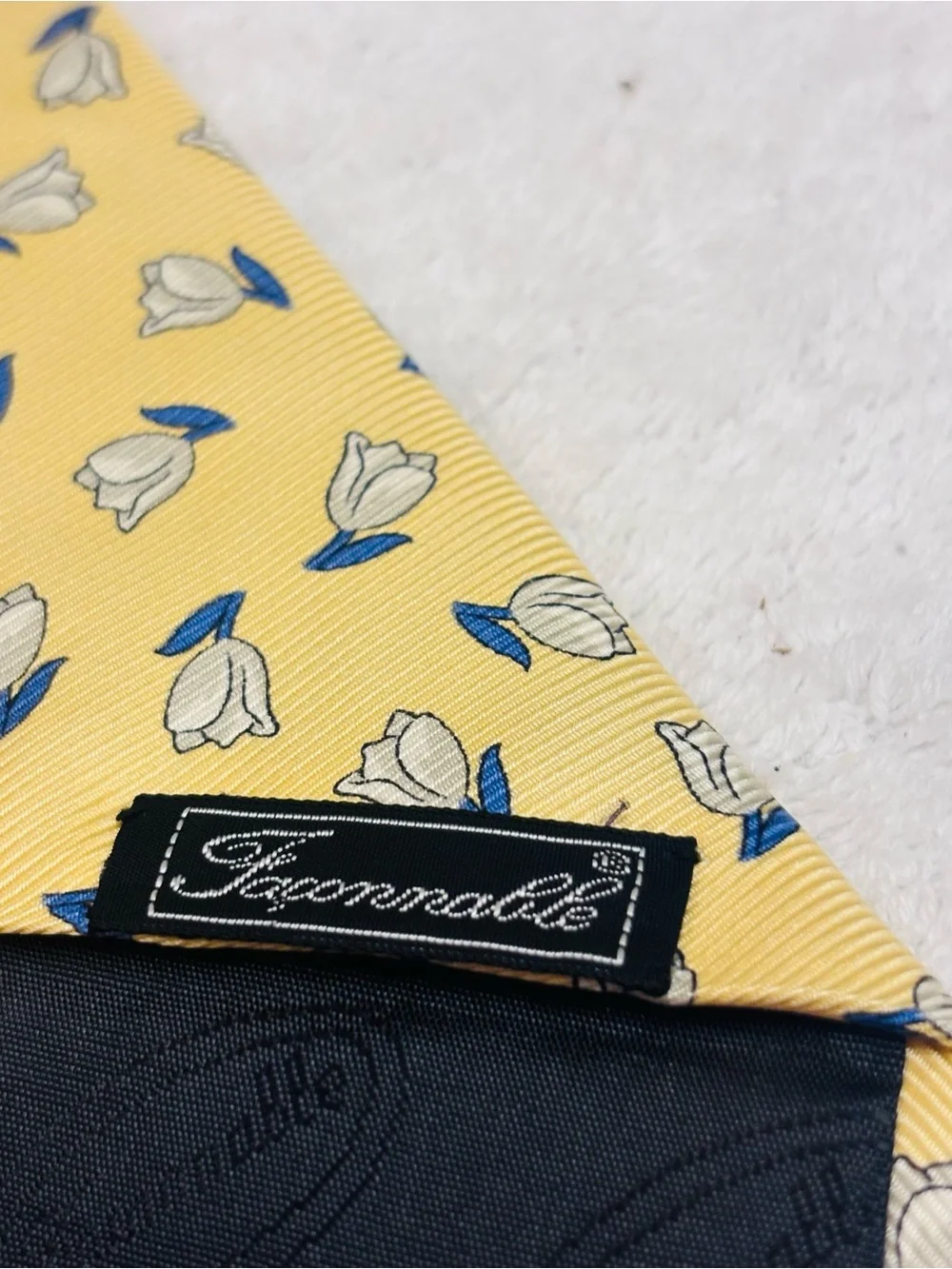 Brand New High Quality French Tie By Faconnable - Tie with Is 4 Inches
